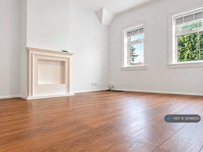 1 Bedroom Maisonette To Rent In Grafton Road, Dagenham, RM8