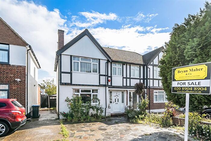 3 Bedroom Semi-detached House For Sale In Preston Hill, Harrow, HA3