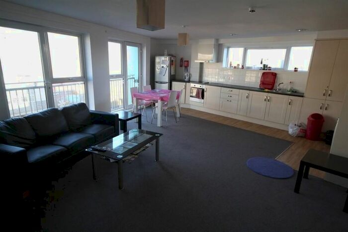 Property To Rent In Vaughan Way, Leicester, LE1