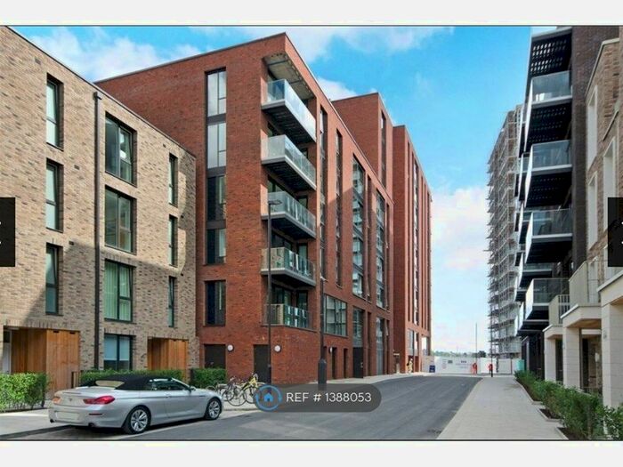 2 Bedroom Flat To Rent In Summerston House, London, E16