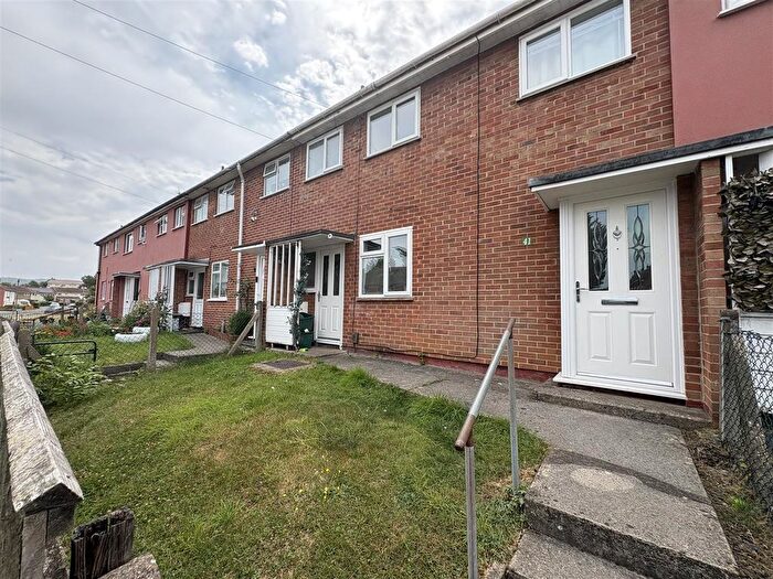 3 Bedroom Terraced House To Rent In Badminton Road, Matson, GL4