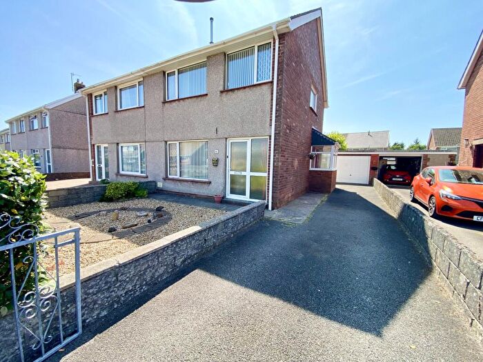 3 Bedroom Semi-Detached House For Sale In Maes Y Gwernen Drive, Cwmrhydyceirw, Swansea, City And County Of Swansea., SA6