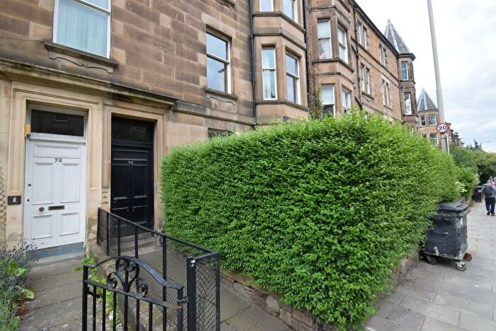 2 Bedroom Flat To Rent In Comiston Road, Morningside, Edinburgh, EH10