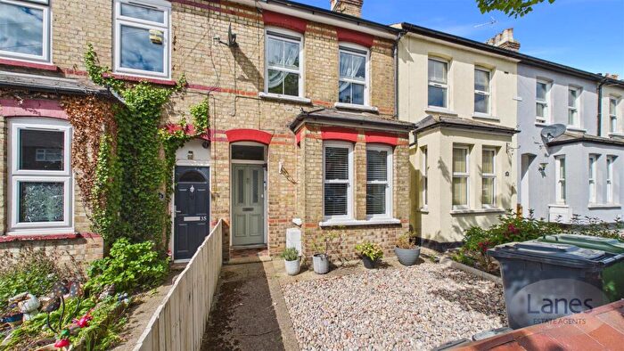 3 Bedroom House To Rent In Lordship Road, Cheshunt, EN7