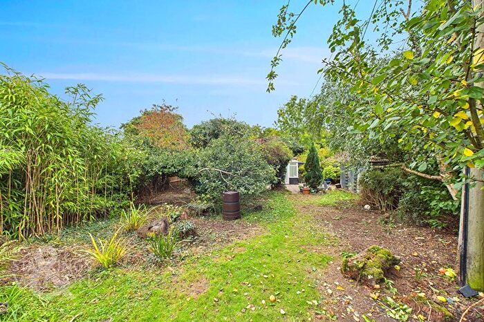 2 Bedroom Semi-detached Bungalow For Sale In Lower Globe Lane, Blofield, Norwich, NR13