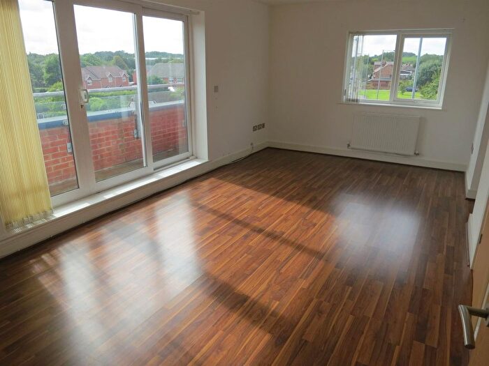 2 Bedroom Flat To Rent In Sutton Road, St Helens, WA9