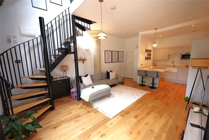 1 Bedroom Apartment To Rent In St Raphaels Place, Pastoral Way, Brentwood, CM14