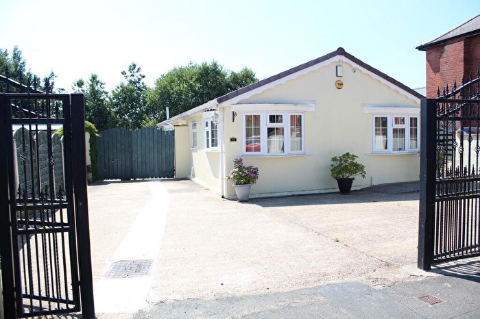 1 Bedroom Detached Bungalow For Sale In Victoria Road, Pinxton, Nottingham, Nottinghamshire., NG16