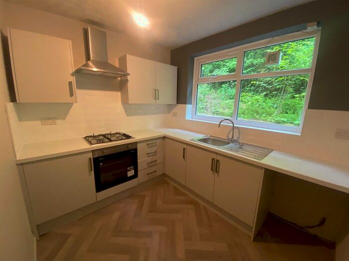 2 Bedroom Flat To Rent In Rochdale Road, Blackley, Manchester, M9