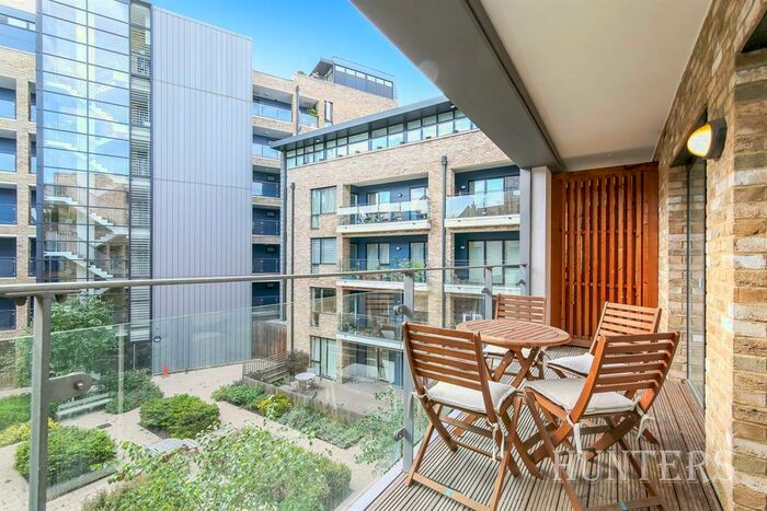 2 Bedroom Flat To Rent In Roffo Court, Boundary Lane, SE17