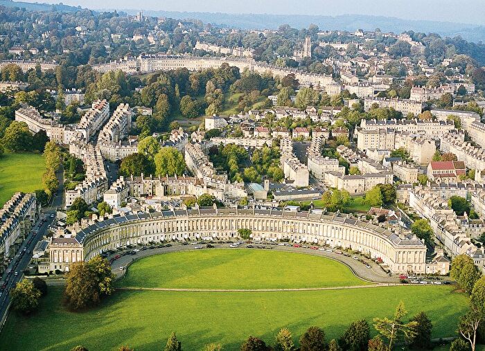3 Bedroom Flat For Sale In Royal Crescent, Bath, BA1