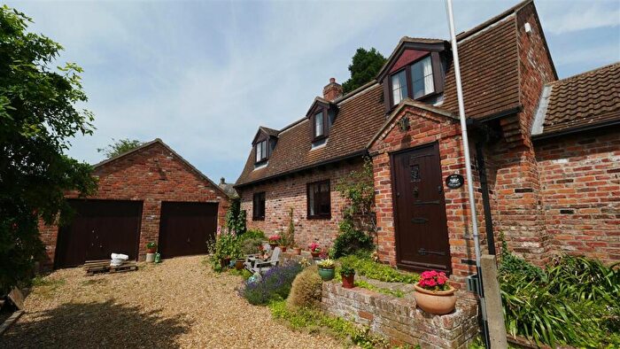 3 Bedroom Detached House To Rent In May Cottage, Camoys Close, Great Stukeley, PE28
