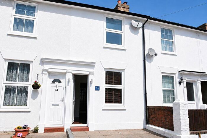 2 Bedroom Detached House For Sale In Perryfield Street, Maidstone, ME14