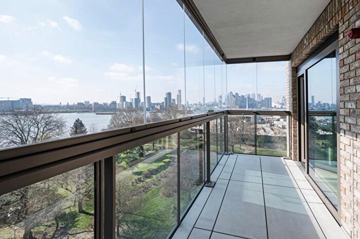 3 Bedroom Flat For Sale In Riverscape, Royal Docks, E16