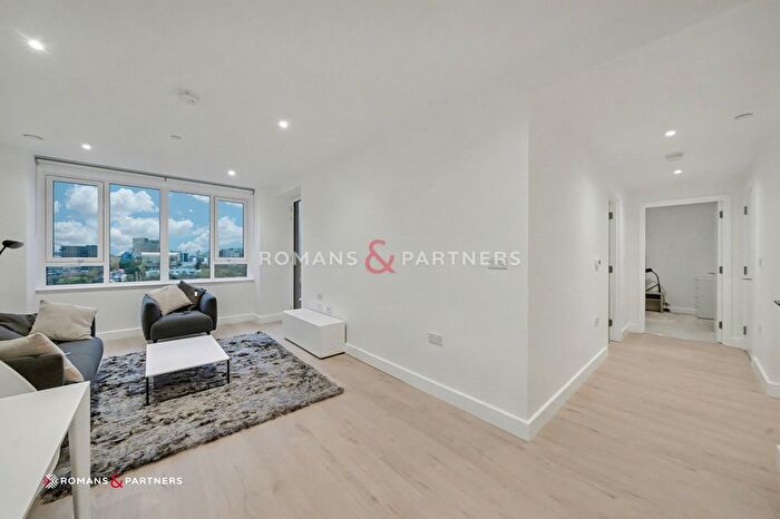 2 Bedroom Flat To Rent In Lombard Square, Plumstead, SE28