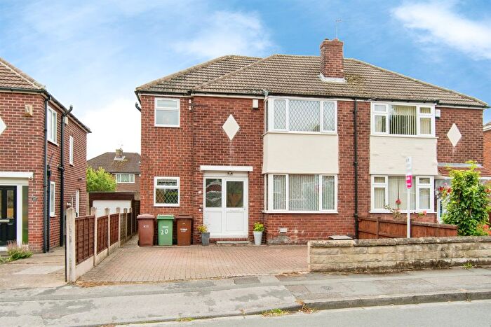 3 Bedroom Semi Detached House For Sale In Lyon Road, Pontefract, WF8