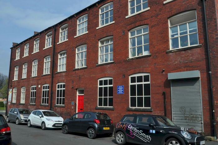 1 Bedroom Apartment To Rent In Eyres Terrace, Stanningley Road, Leeds, West Yorkshire, LS12