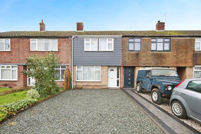 3 Bedroom Terraced House For Sale In Handley Close, Ryton On Dunsmore, Coventry, CV8