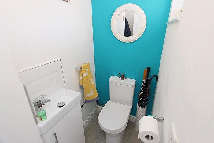 3 Bedroom Semi-Detached House For Sale In Norbury Drive, Brierley Hill, DY5