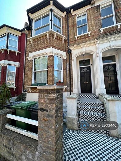 1 Bedroom Flat To Rent In Ickburgh Road, London, E5