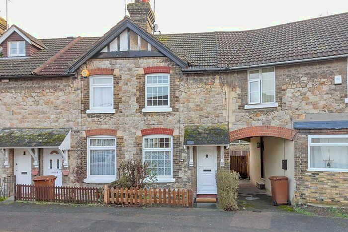 2 Bedroom Terraced House To Rent In Essex Road, Halling, Kent, ME2