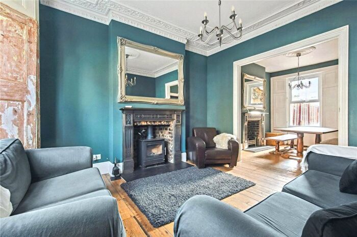 4 Bedroom Terraced House For Sale In Glenarm Road, London, E5