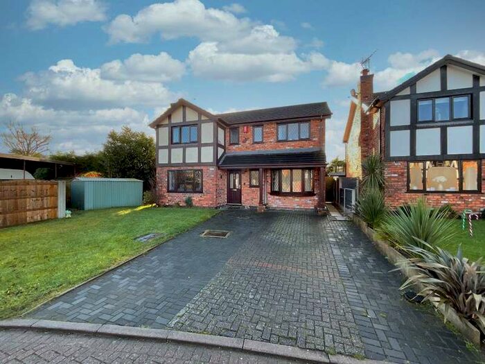 4 Bedroom Property To Rent In Mulcaster Court, Haslington, Cheshire, CW1