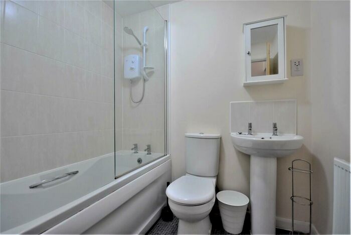 7 Bedroom End Of Terrace House To Rent In Poppleton Close, Coventry, CV1