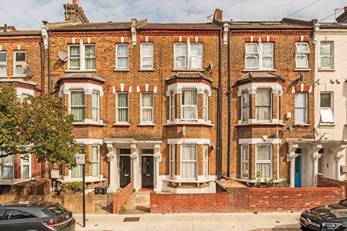 3 Bedroom Flat For Sale In Fermoy Road, Maida Vale, W9