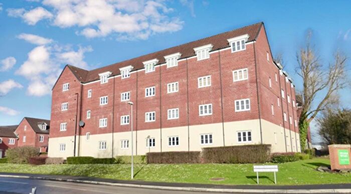 2 Bedroom Flat To Rent In Blaen Bran Close, Cwmbran, NP44