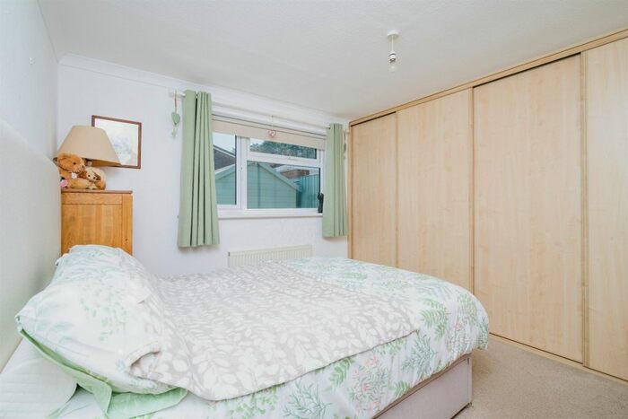 2 Bedroom Detached Bungalow For Sale In Burniston Close, Plympton, Plymouth, PL7