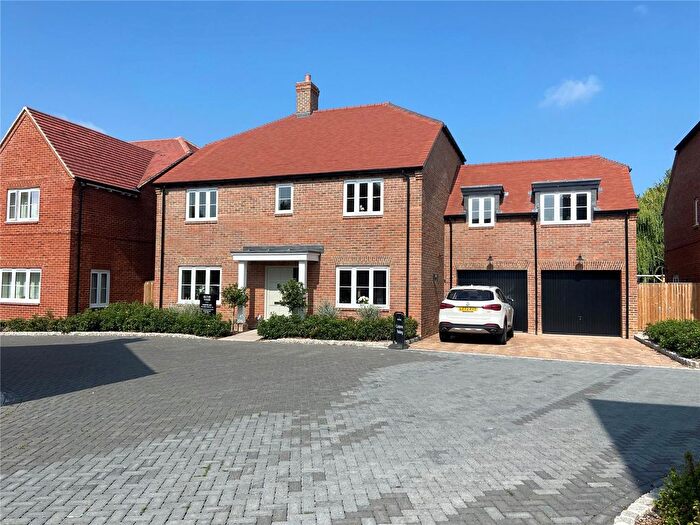 5 Bedroom Detached House For Sale In Rectory Woods, Ickford, Aylesbury, Buckinghamshire, HP18