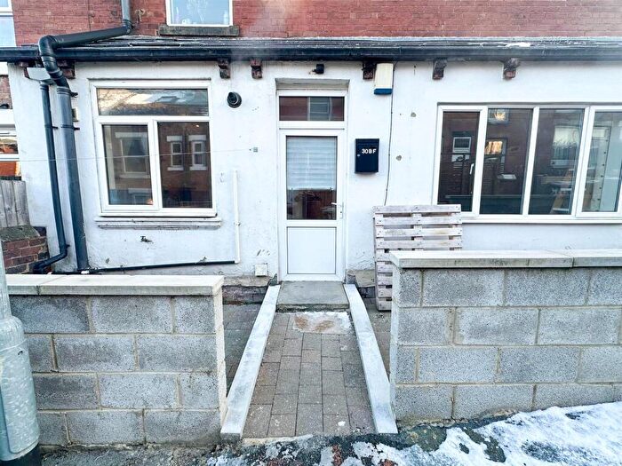 1 Bedroom Flat To Rent In Gordon Terrace, Meanwood, Leeds, West Yorkshire., LS6