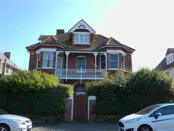 1 Bedroom Flat To Rent In St. Mildreds Road, Westgate-On-Sea, CT8