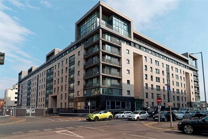 2 Bedroom Flat To Rent In Wallace Street, Glasgow, G5