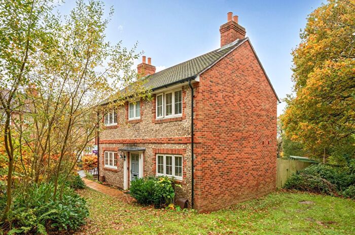 3 Bedroom Detached House For Sale In Bailey Road, Rowland's Castle, PO9