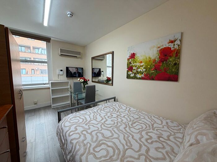 Studio To Rent In Cromwell Road, London, SW7