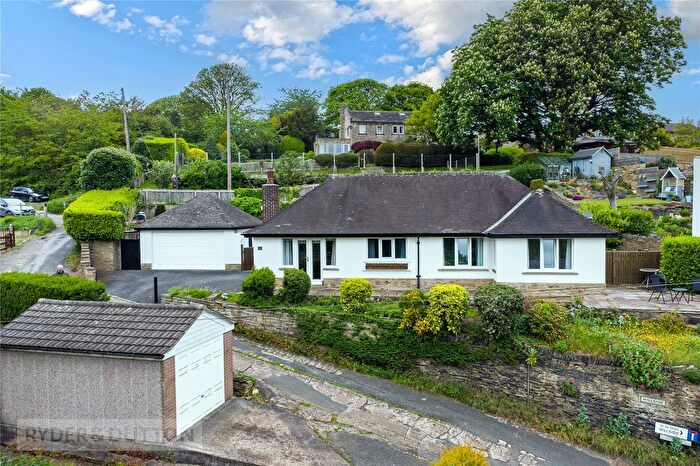 3 Bedroom Bungalow For Sale In Hillside, Kirkheaton, Huddersfield, HD5