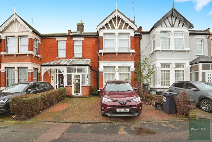4 Bedroom Terraced House For Sale In Stanhope Gardens, Ilford, IG1