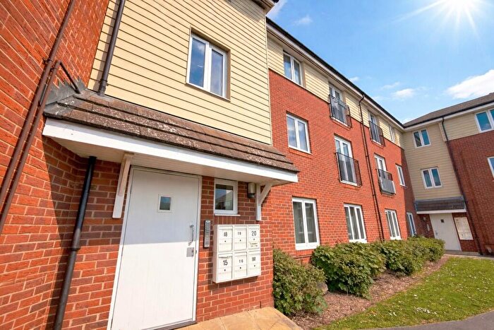 1 Bedroom Flat To Rent In Cambrai Close, Hilsea, PO3