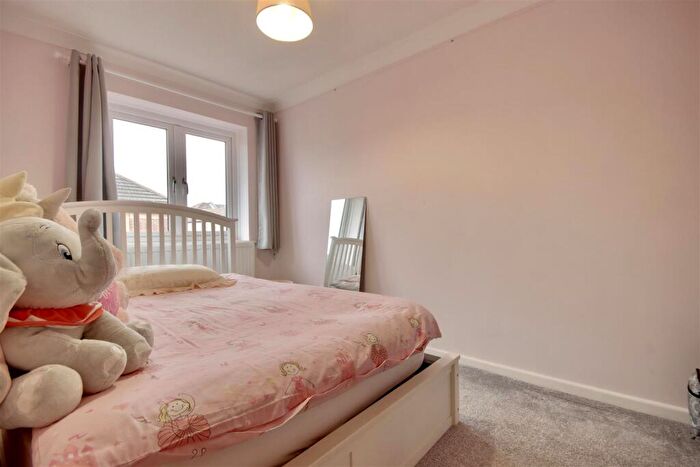 2 Bedroom Terraced House For Sale In Morgan Road, Southsea, PO4