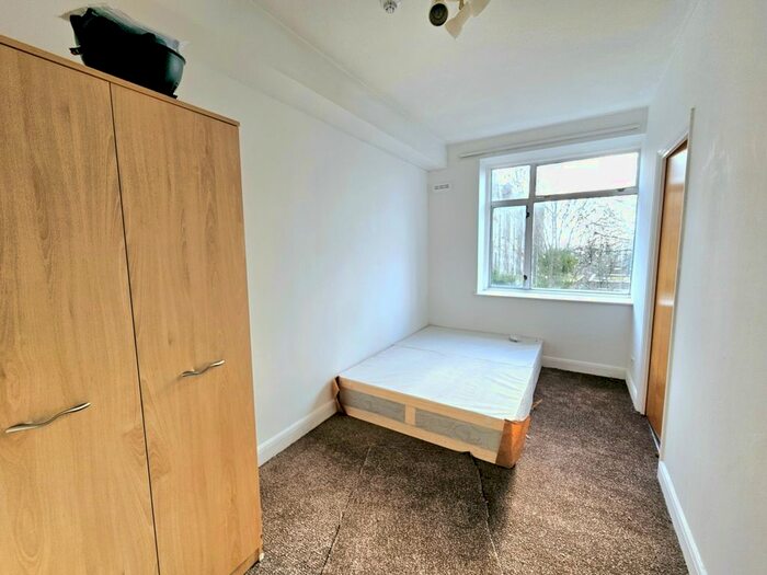 Studio To Rent In Faraday House, Hornsey Lanes, Highgate, N6
