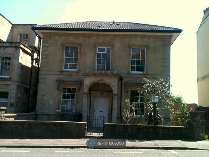 1 Bedroom Flat To Rent In Cotham Road, Bristol, BS6