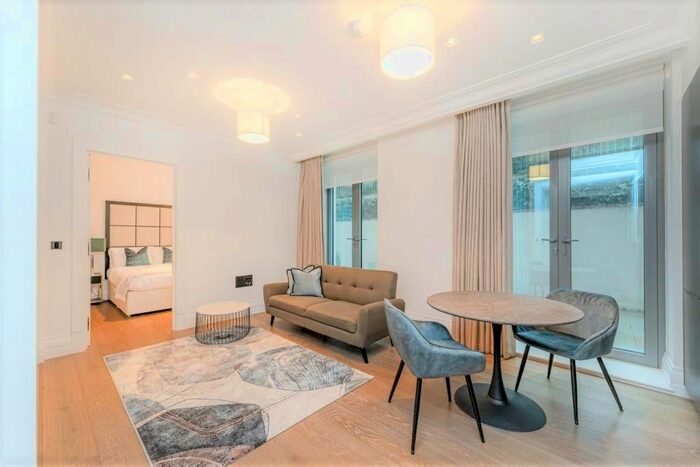 1 Bedroom Flat To Rent In Portland Place, London, W1B