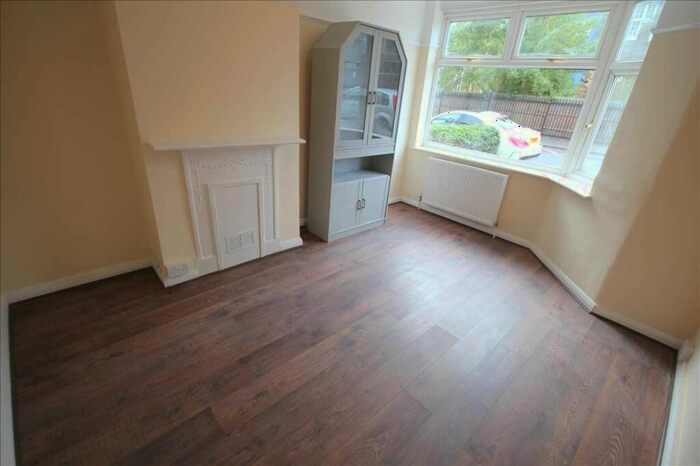 3 Bedroom Terraced House To Rent In Whitefriars Avenue, Harrow, HA3