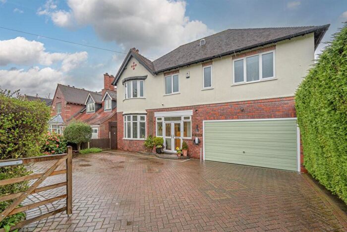 4 Bedroom Detached House For Sale In The Briars, Dingle Road, Stourbridge, DY9