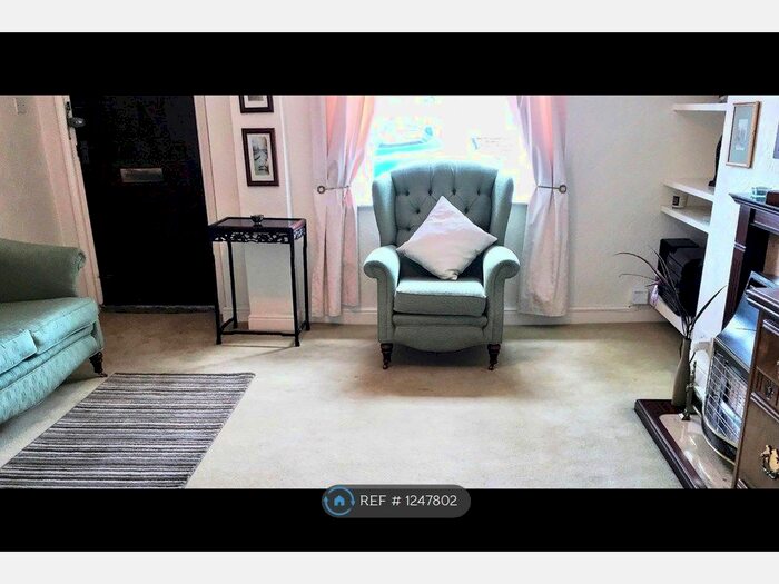 2 Bedroom Terraced House To Rent In Spring Bank, New Mills, High Peak SK22