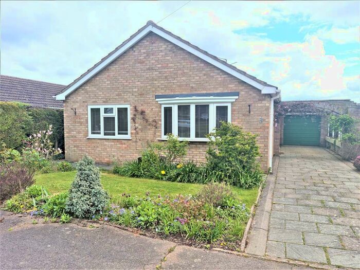 3 Bedroom Bungalow To Rent In Oak Drive, Outwell, Wisbech, PE14