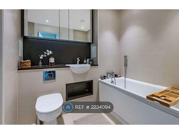 1 Bedroom Flat To Rent In Ossel Court, London, SE10