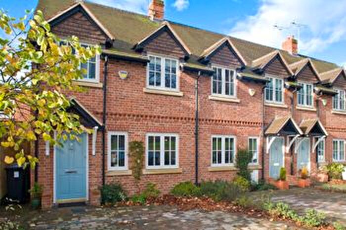 3 Bedroom End Of Terrace House To Rent In Pavillion Cottages, Goring On Thames, RG8